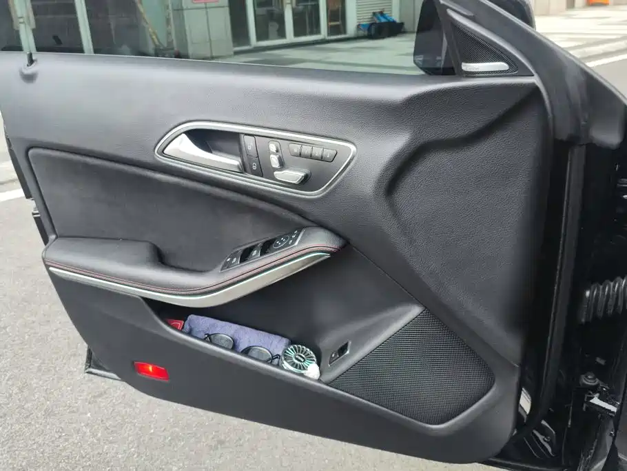 Mercedes-Benz CLA (Import) — миниатюра 7