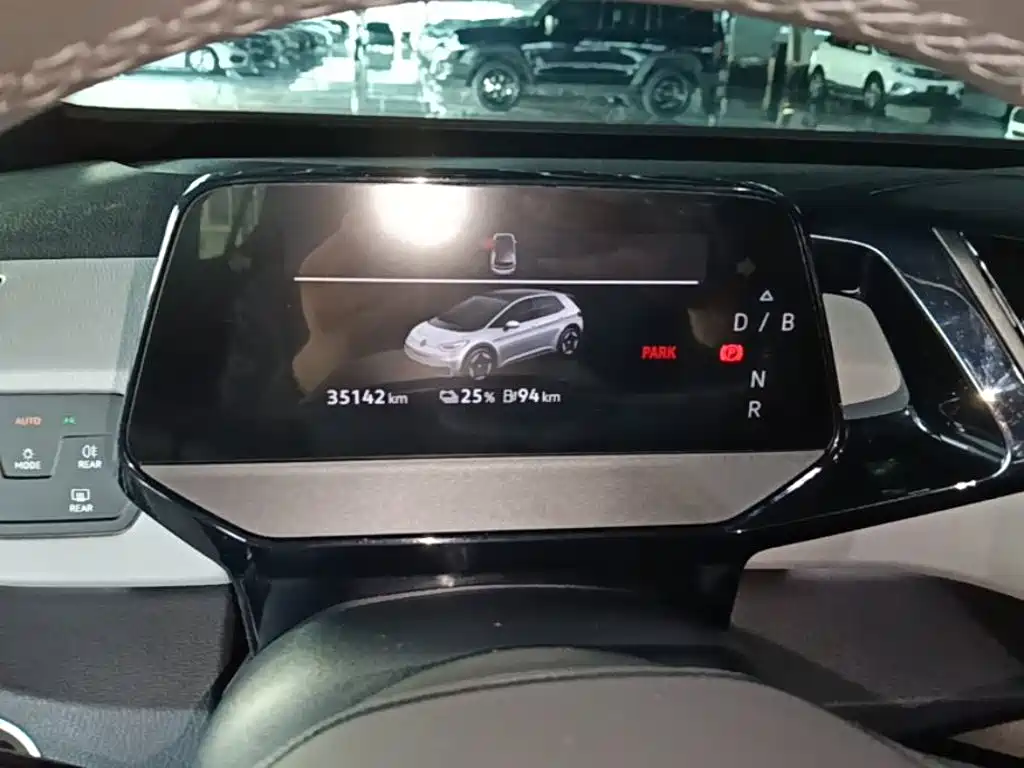 Volkswagen ID.3 — миниатюра 12