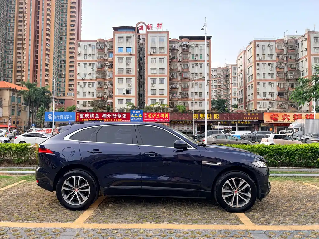 Jaguar F-PACE — миниатюра 7
