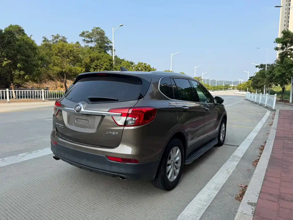 Buick Envision Plus — миниатюра 9