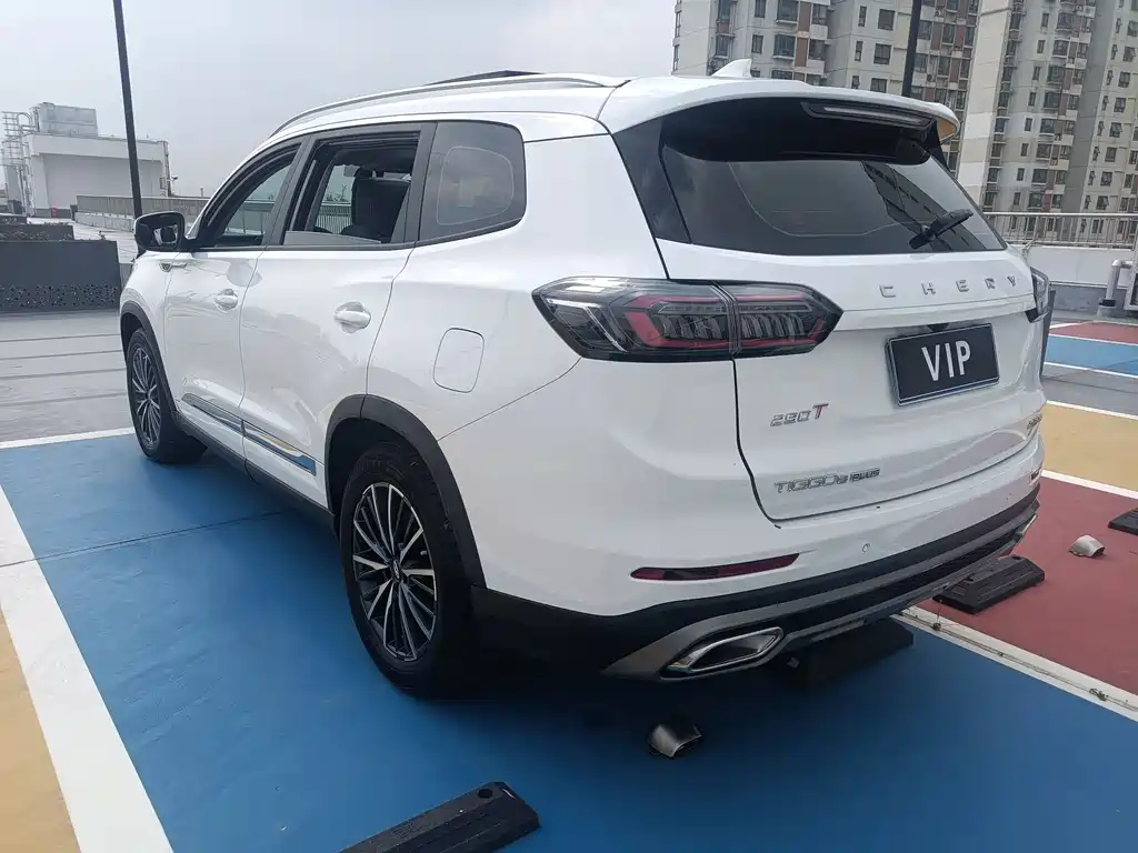 CHERY TIGGO 8 PLUS