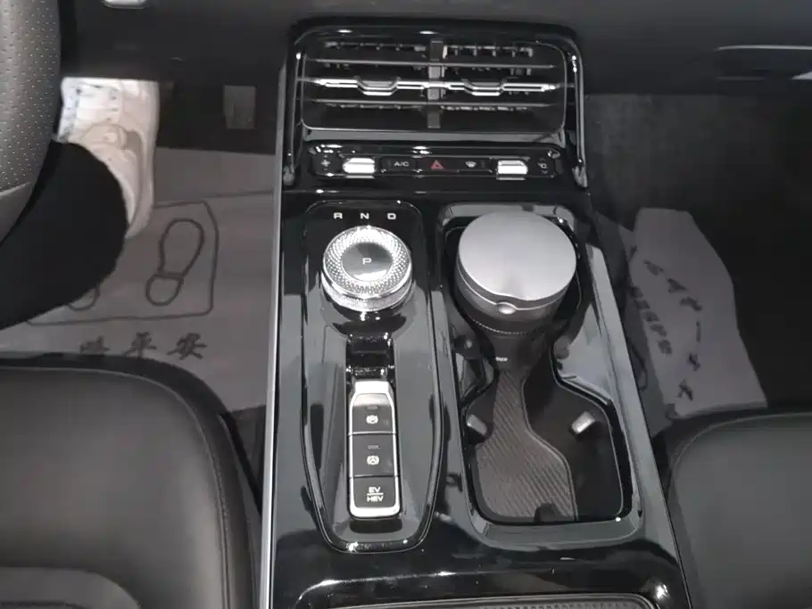 Wuling Xingguang — миниатюра 16