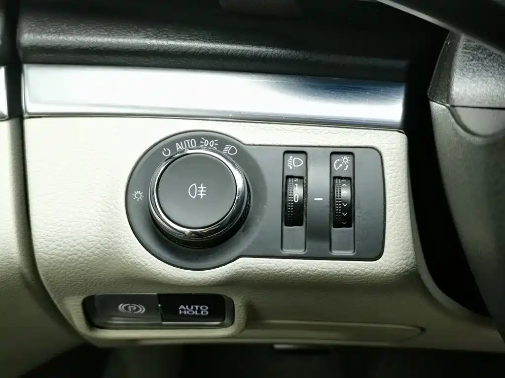 Buick GL8 — миниатюра 21