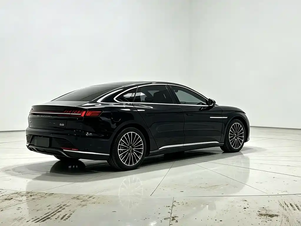 BYD Han — миниатюра 6