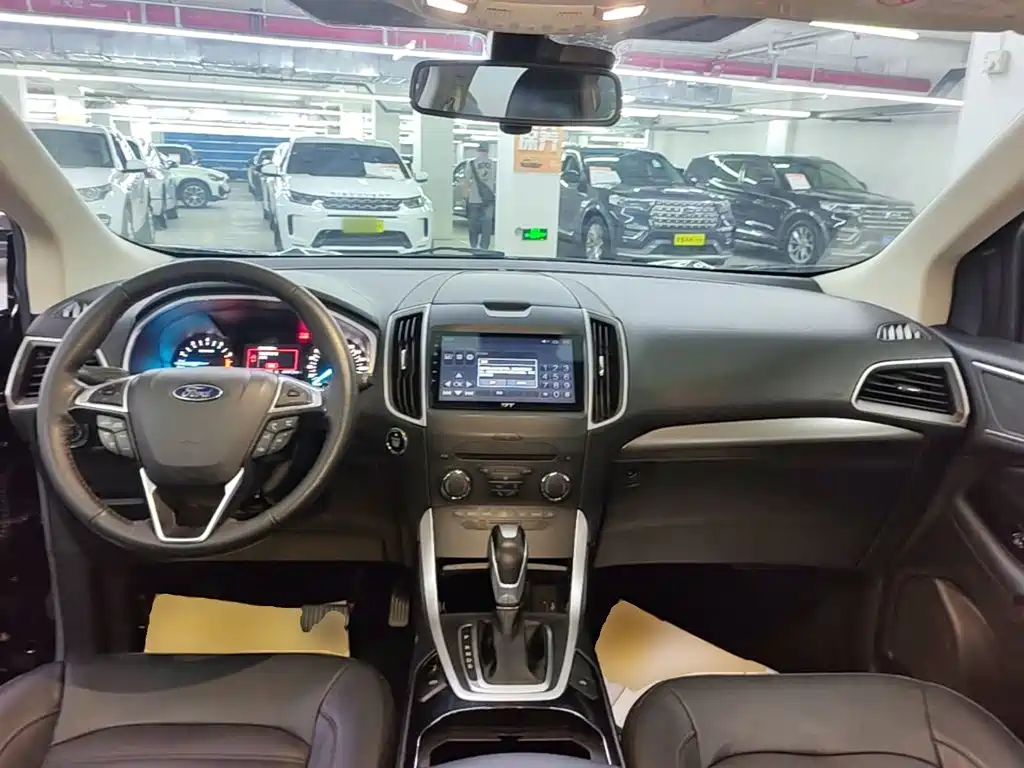 Ford Edge — миниатюра 10