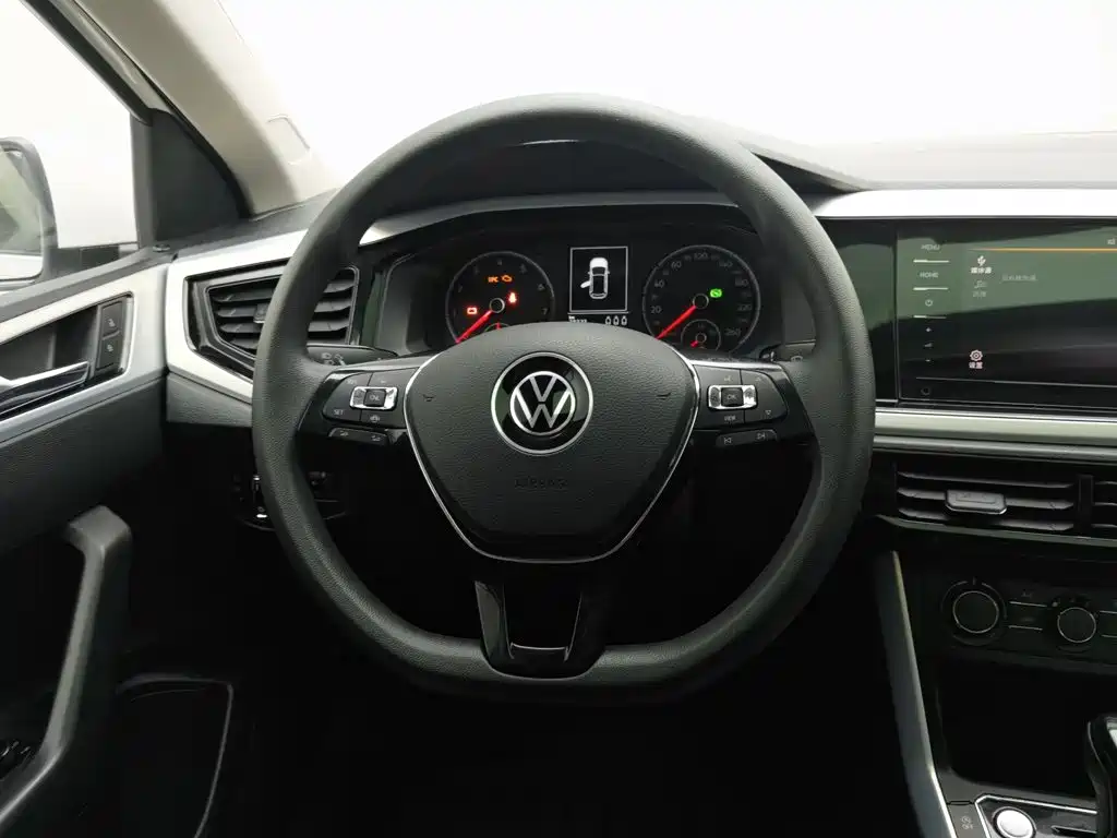 Volkswagen Polo — миниатюра 11