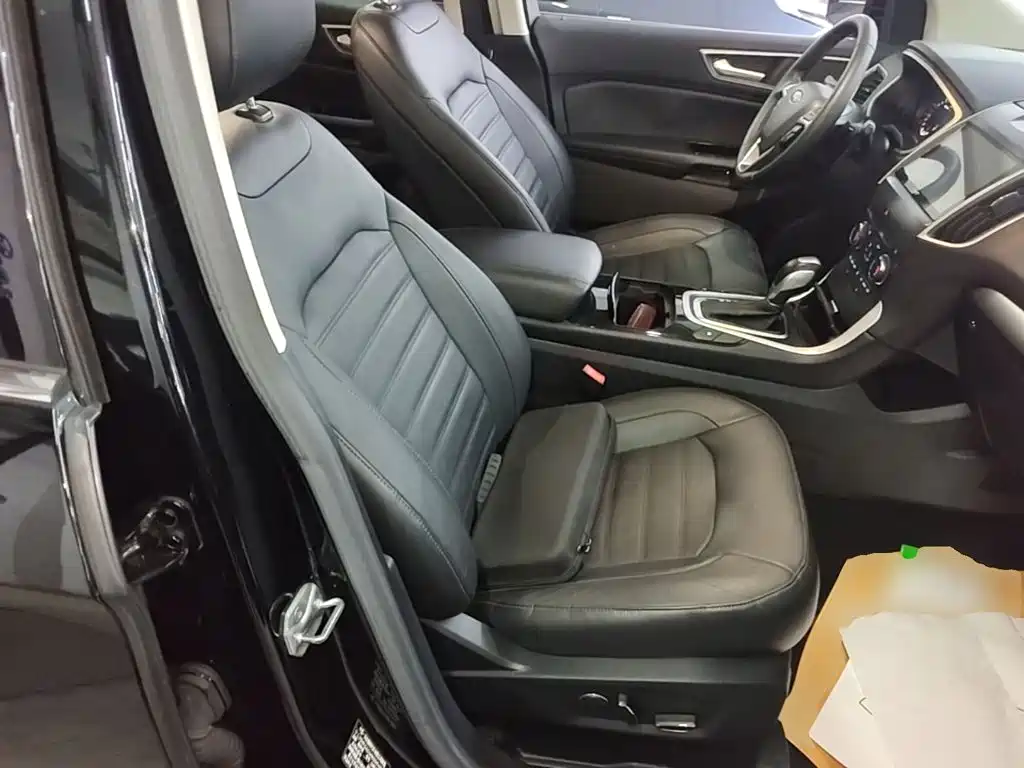 Ford Edge — миниатюра 25
