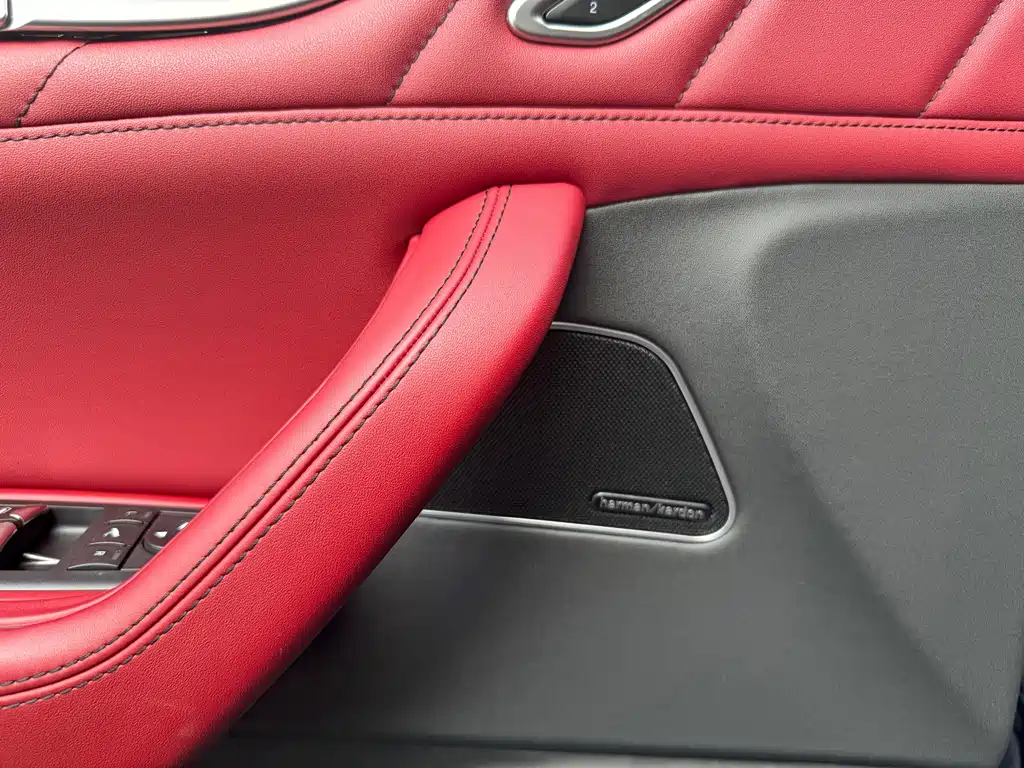 Maserati Levante — миниатюра 7