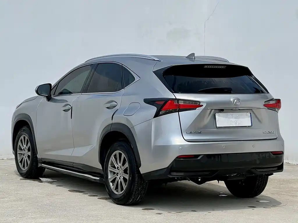 Lexus NX — миниатюра 6