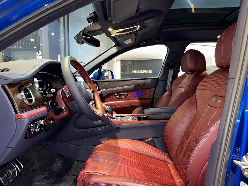 Bentley Bentayga 2023 4.0T V8