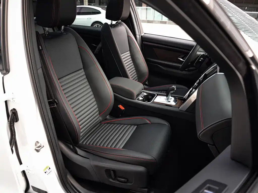 Land Rover Discovery Sport — миниатюра 19