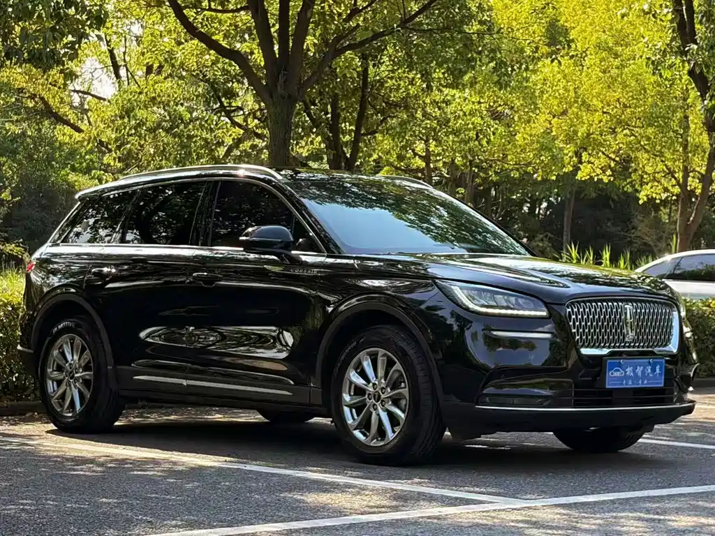 Lincoln Corsair — миниатюра 3