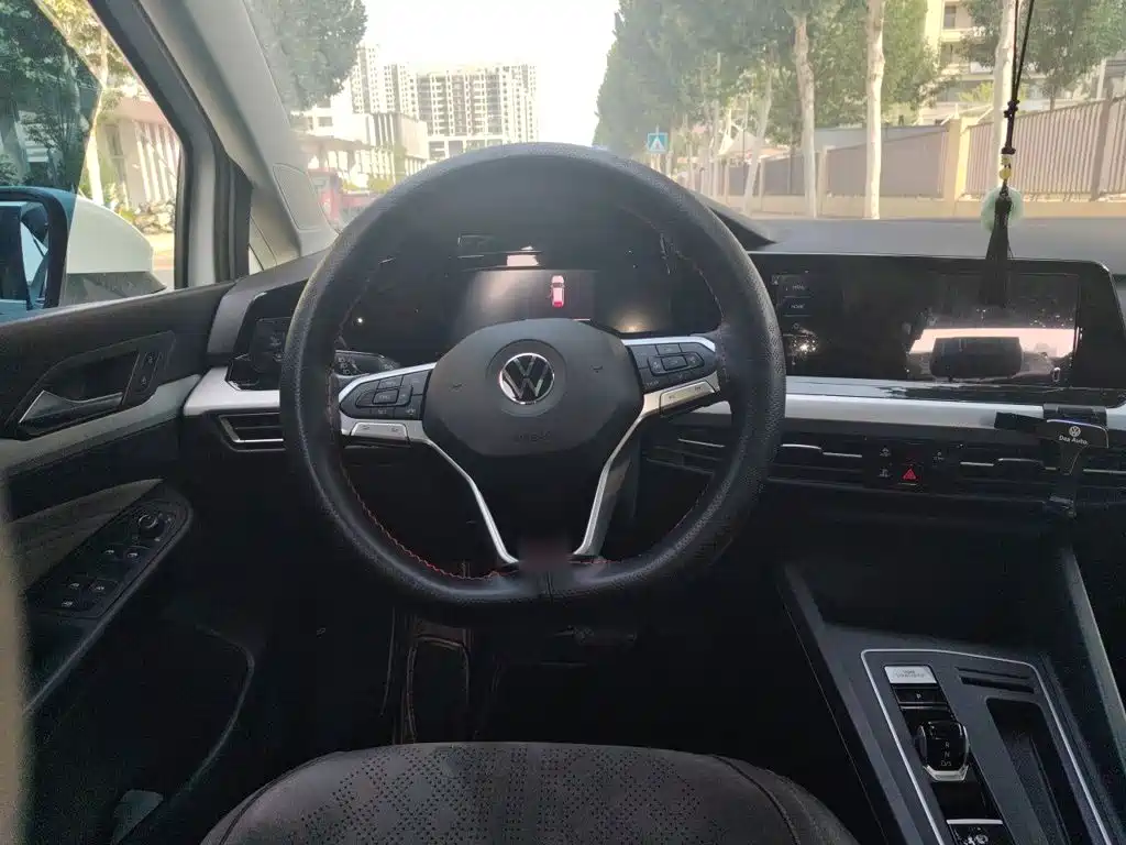 Volkswagen Golf — миниатюра 11