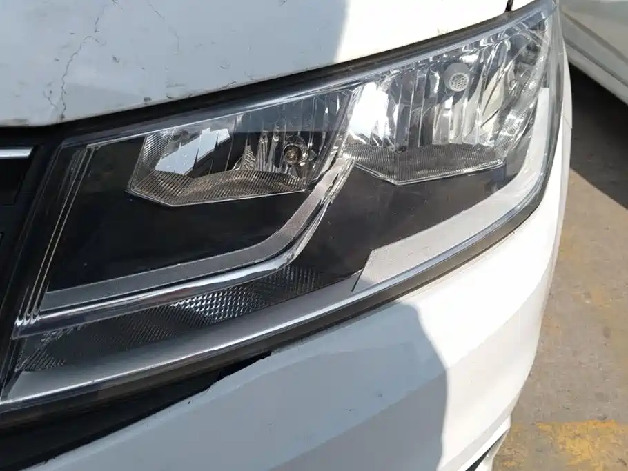 Volkswagen Santana — миниатюра 5