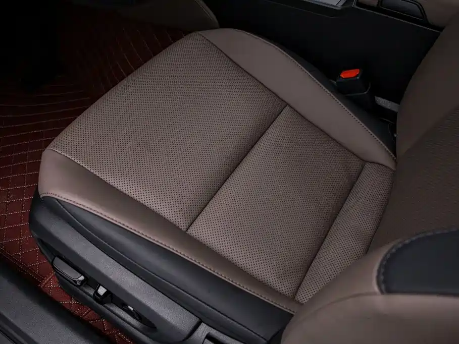 Lexus ES — миниатюра 15
