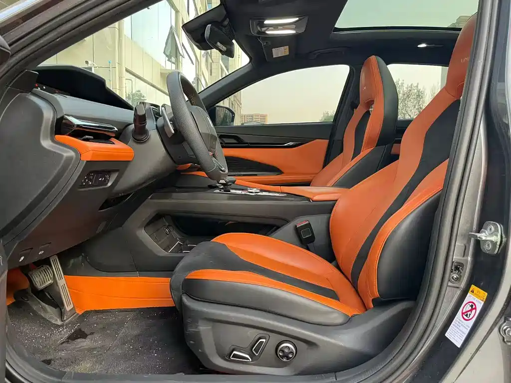 Changan UNI-V 2023 2.0T