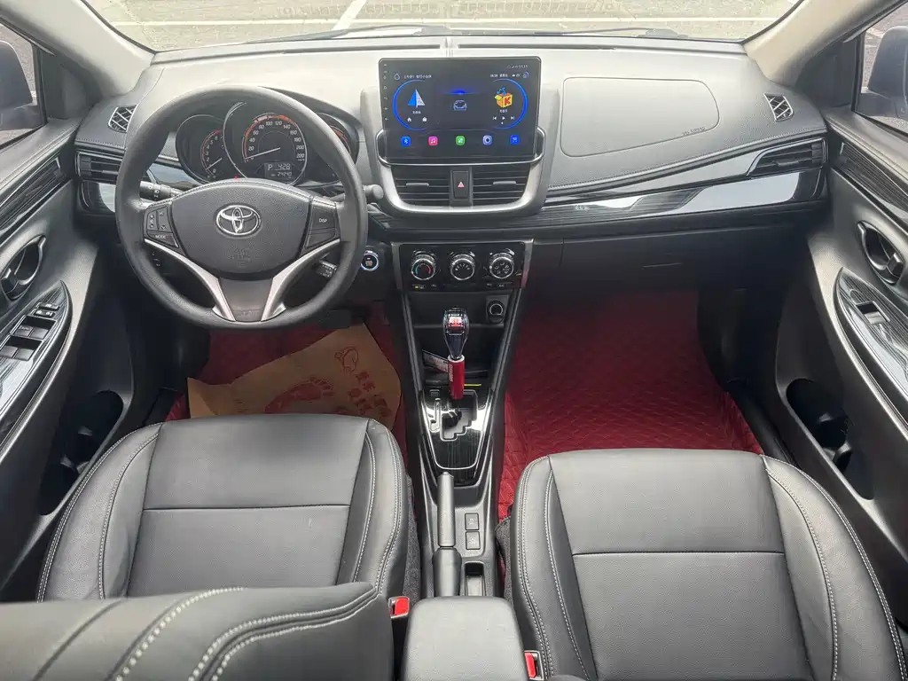 Toyota Yaris L — миниатюра 10