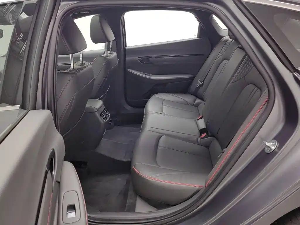 Hyundai Sonata — миниатюра 15