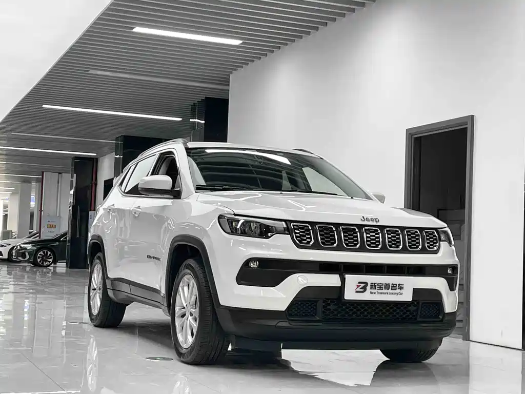 Jeep Compass — миниатюра 3