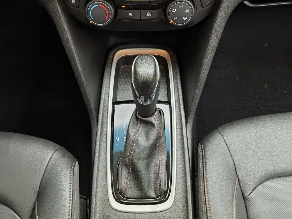 Chevrolet Monza — миниатюра 13