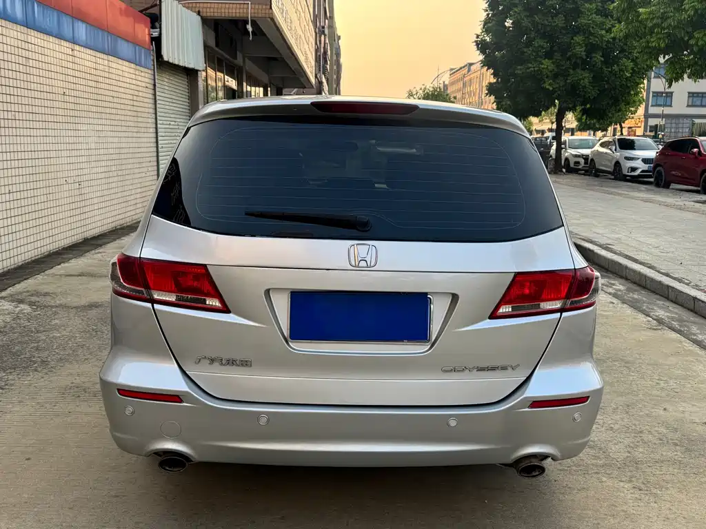 Honda Odyssey — миниатюра 7