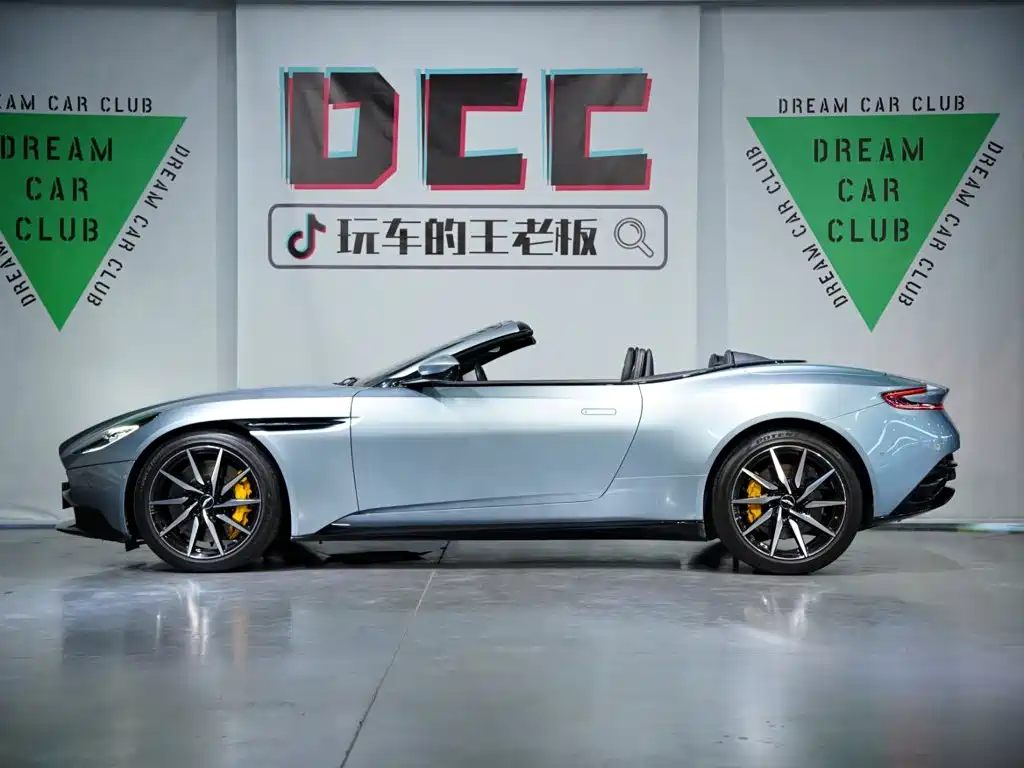 Aston Martin DB11 — миниатюра 40