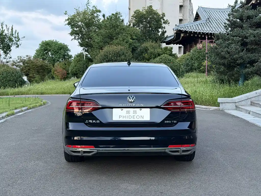 Volkswagen Phideon — миниатюра 5