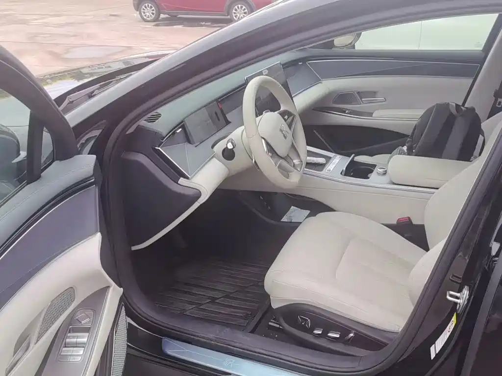 BYD Han L — миниатюра 8