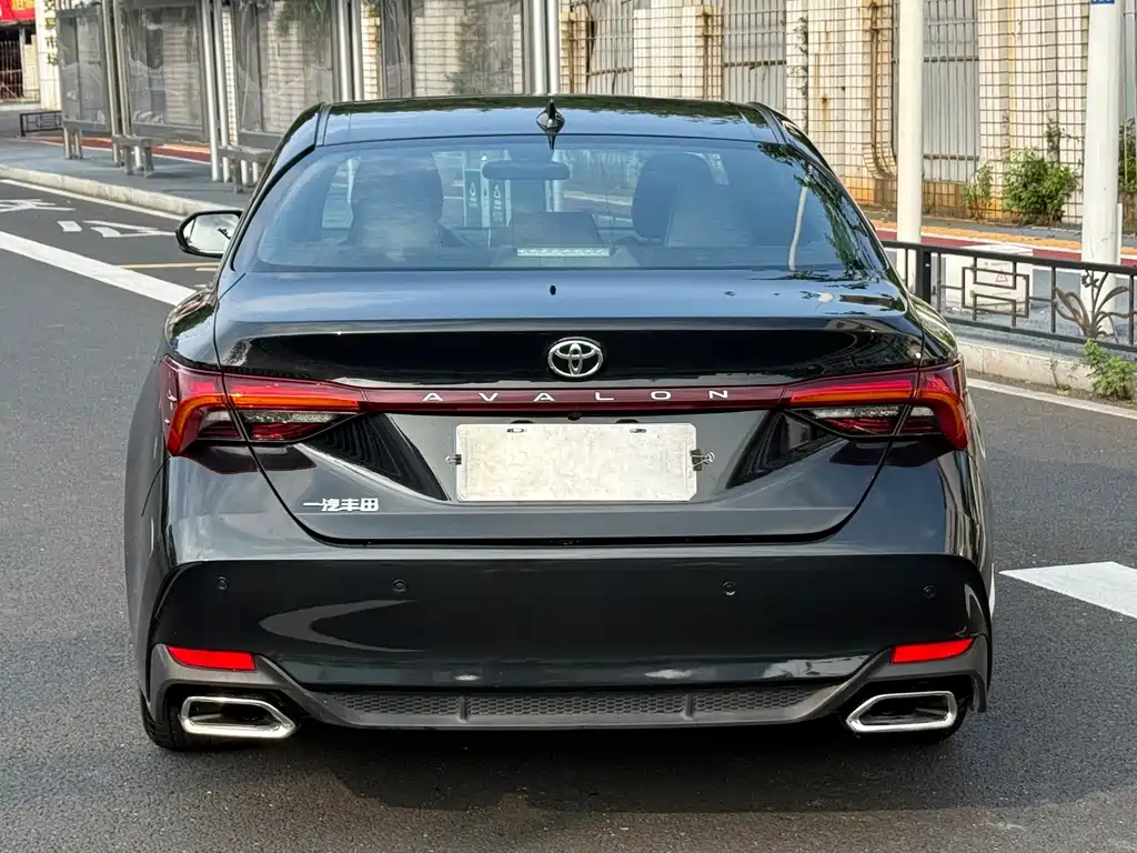 Toyota Avalon — миниатюра 4