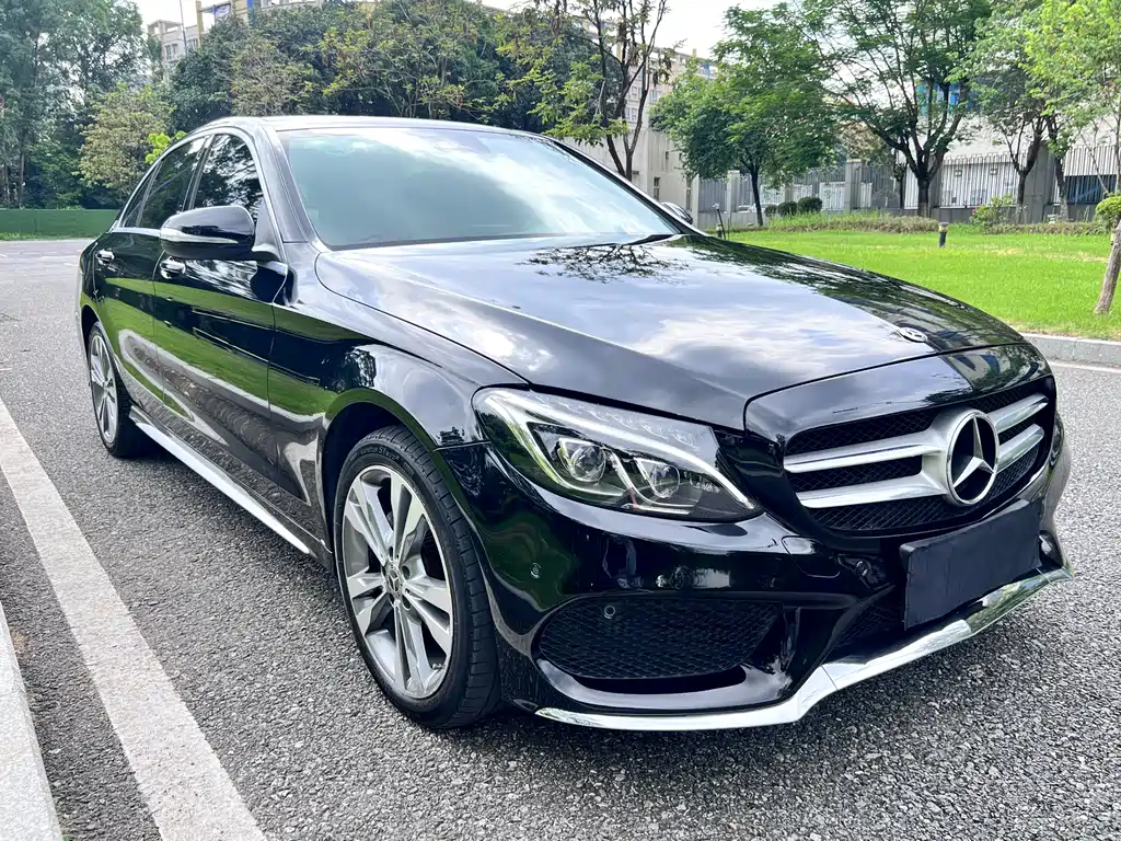 Mercedes-Benz C-Class — миниатюра 3