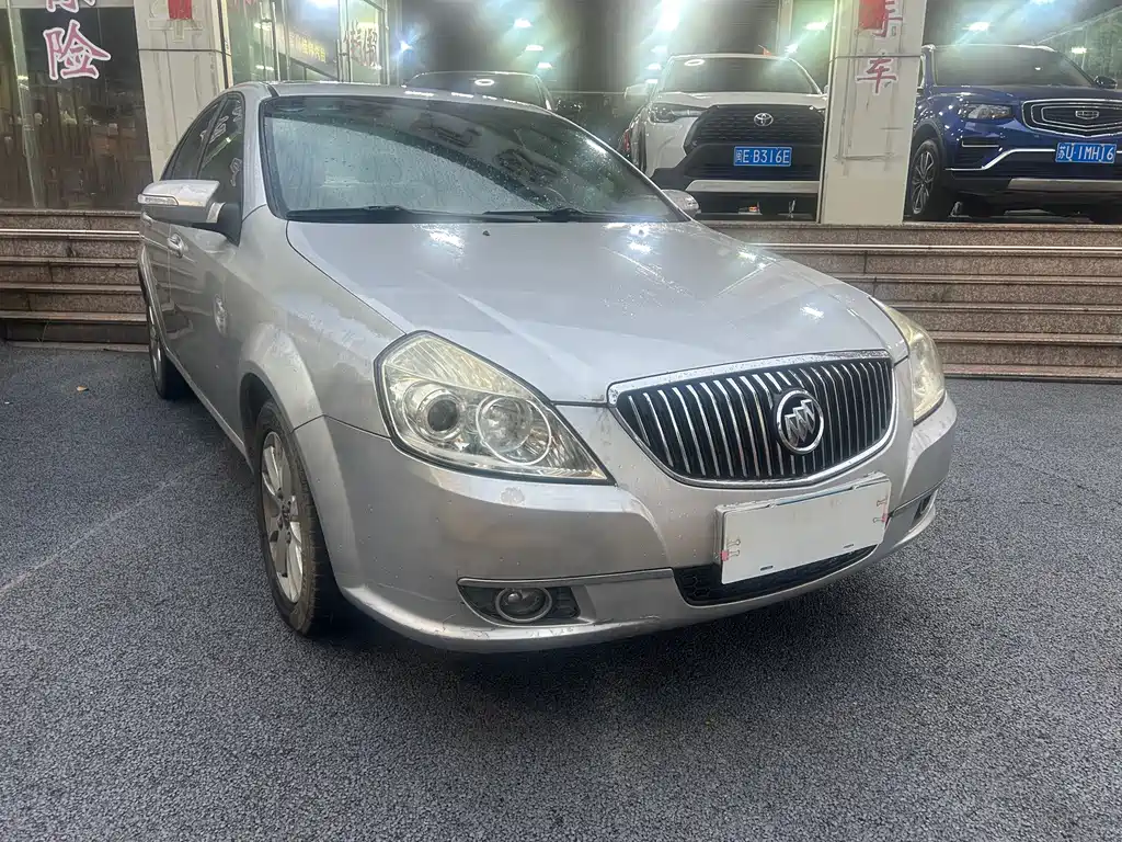 Buick Excelle — миниатюра 3