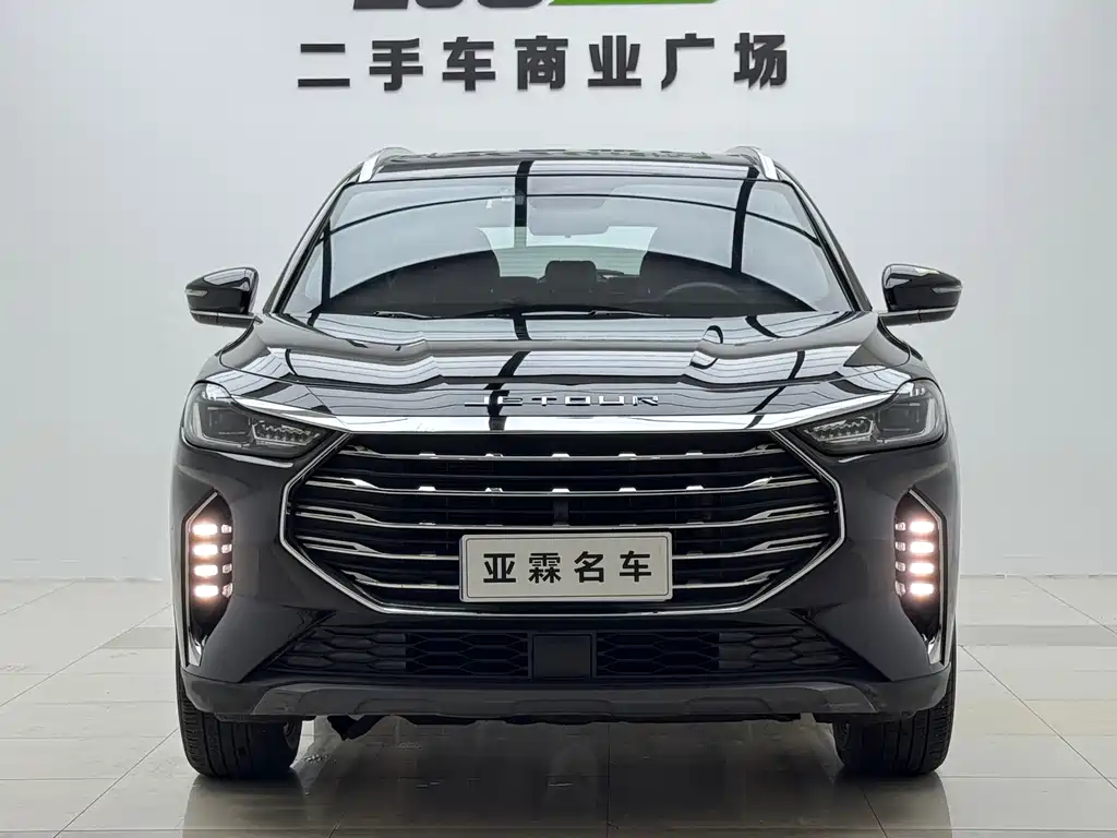 Jetour X70 PLUS - фото 2