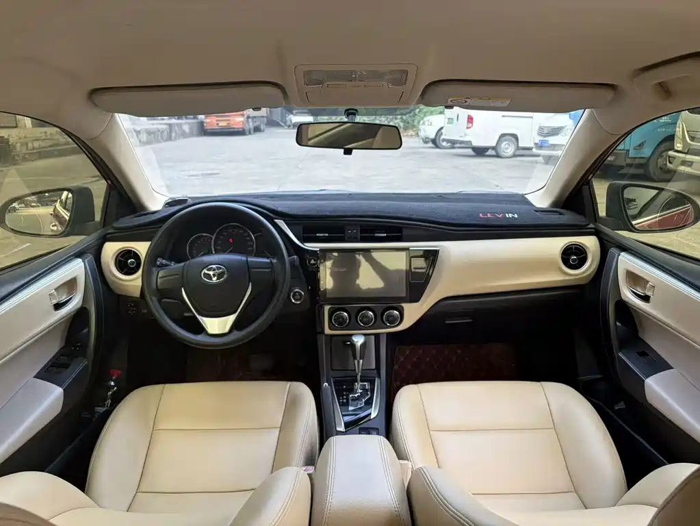 Toyota Corolla — миниатюра 10
