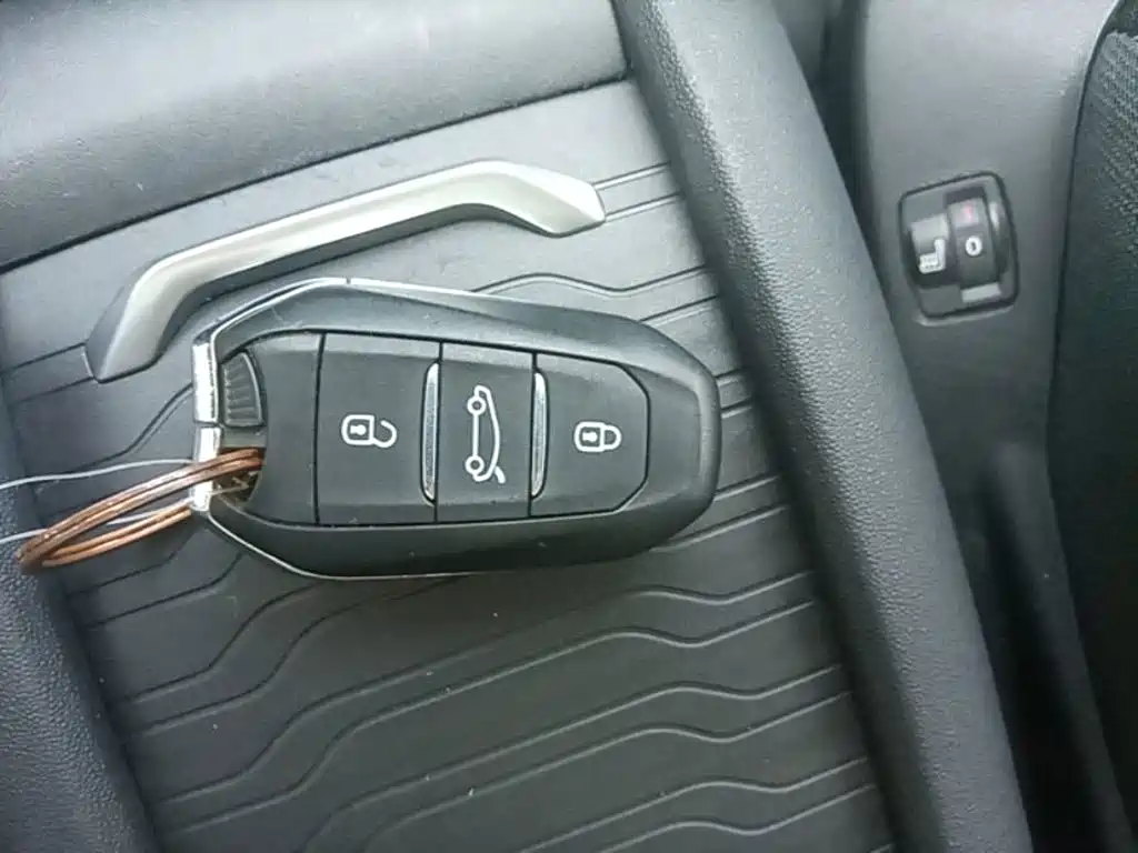 Citroen C4 Picasso — миниатюра 9