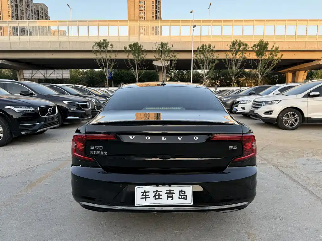 Volvo S90 — миниатюра 9