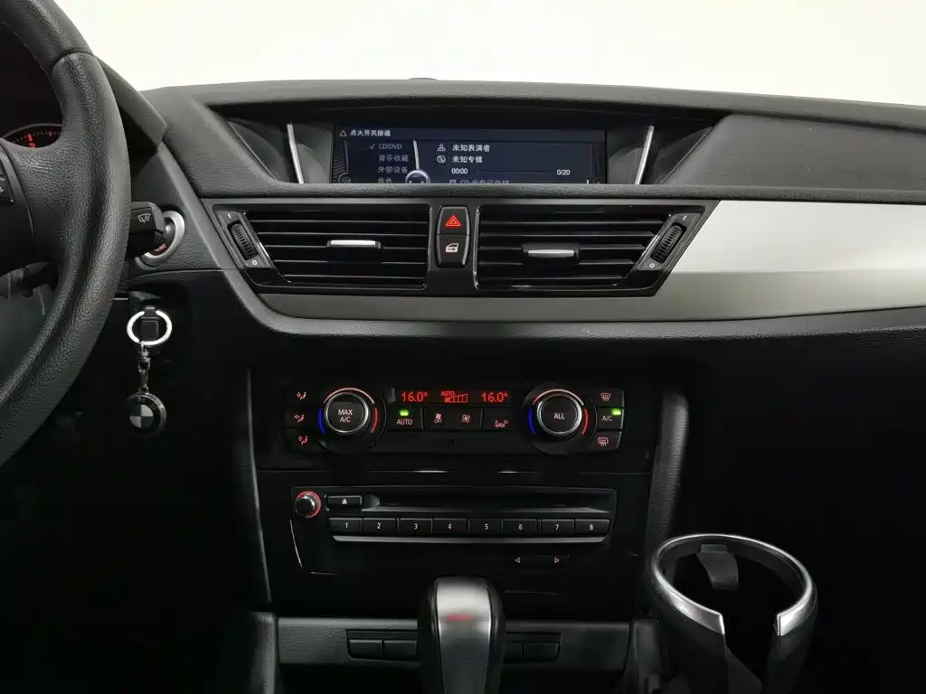 BMW X1 (Import) — миниатюра 12