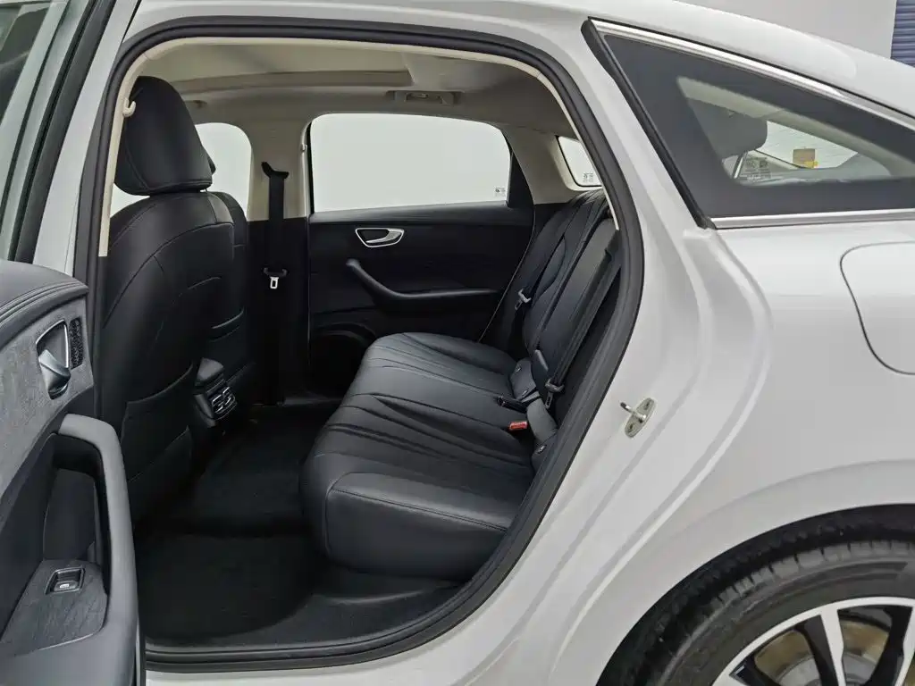 Roewe D7 — миниатюра 15