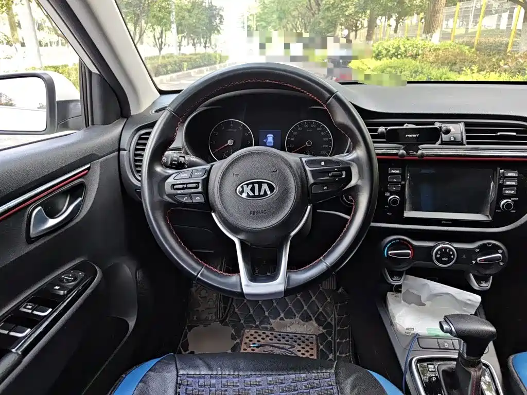 Kia KX Cross — миниатюра 11