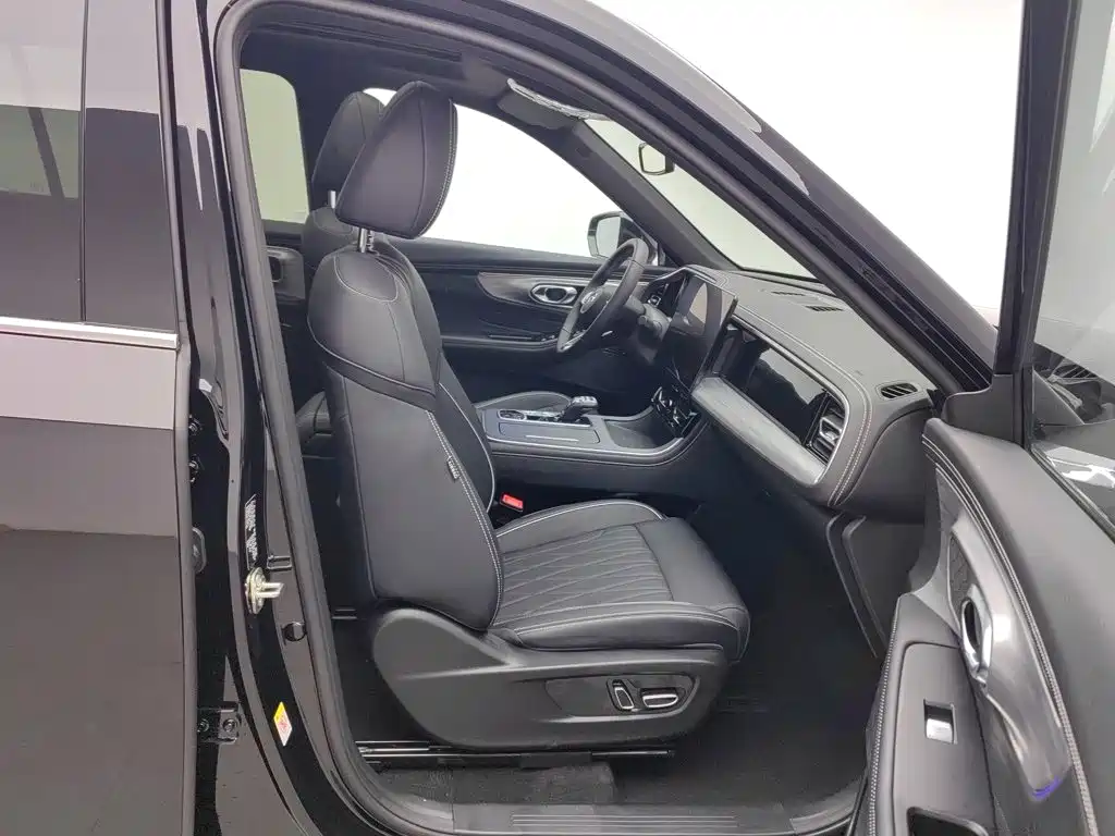 GAC Motor Trumpchi GS8 — миниатюра 23