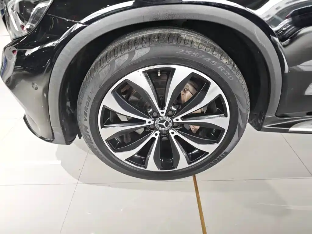 Mercedes-Benz GLC Coupe — миниатюра 23