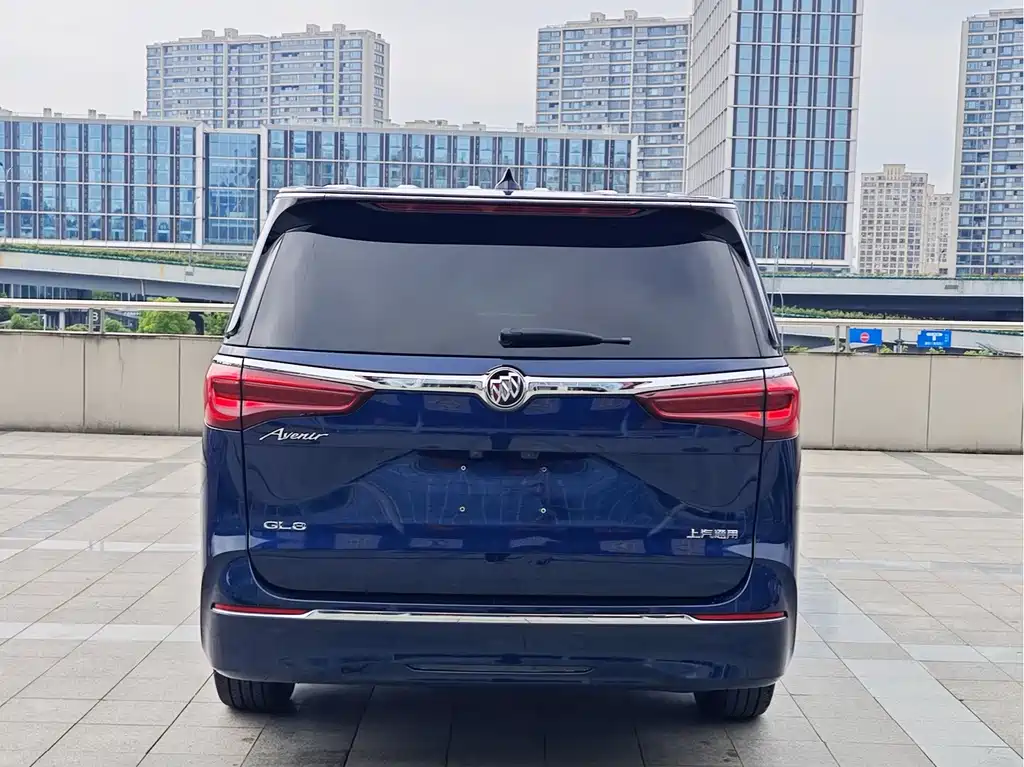 Buick GL8 — миниатюра 5