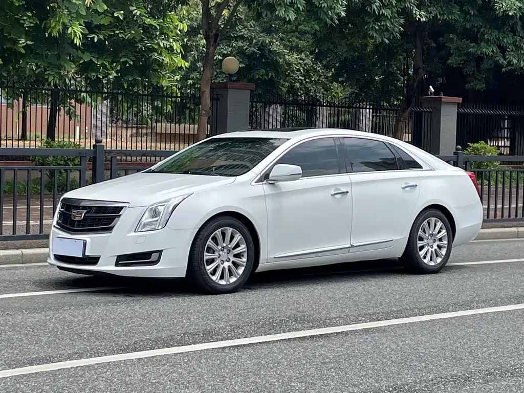 Cadillac XTS