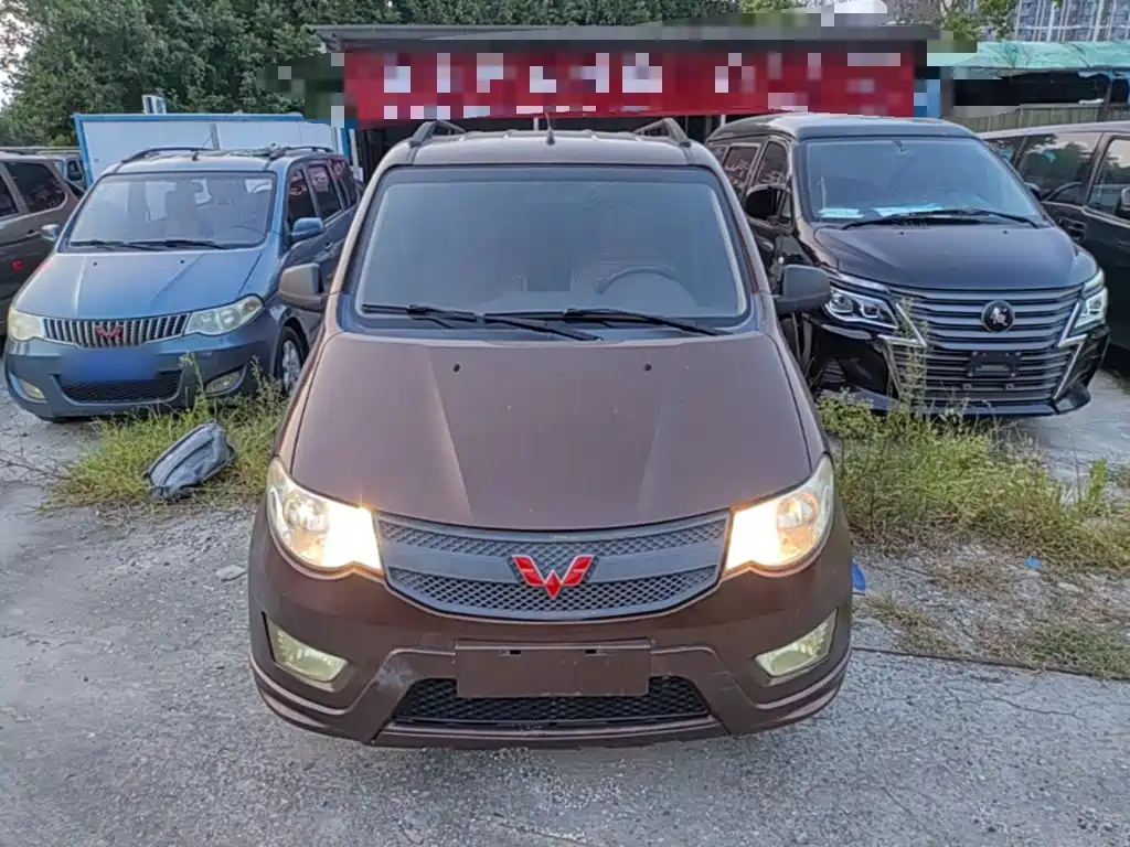 Wuling Hongguang — миниатюра 3
