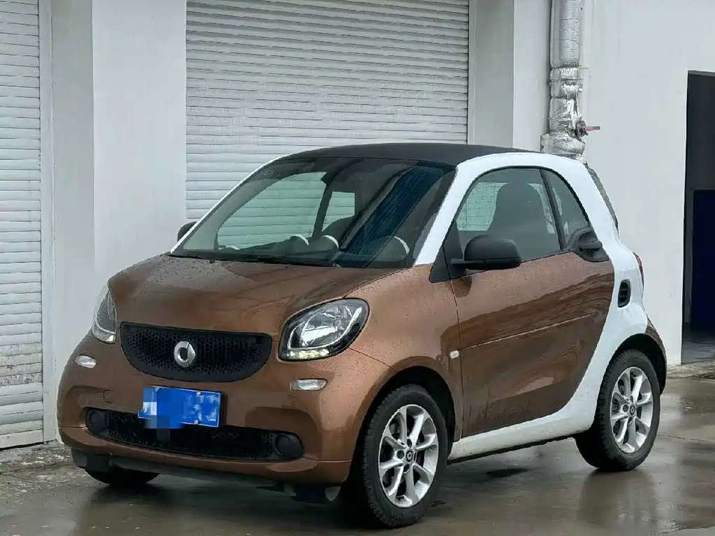 Smart fortwo 2015 1.0L 52