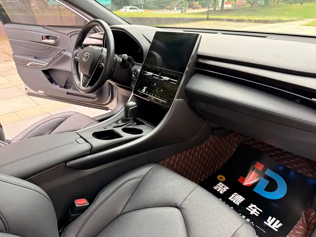 Toyota Avalon — миниатюра 17