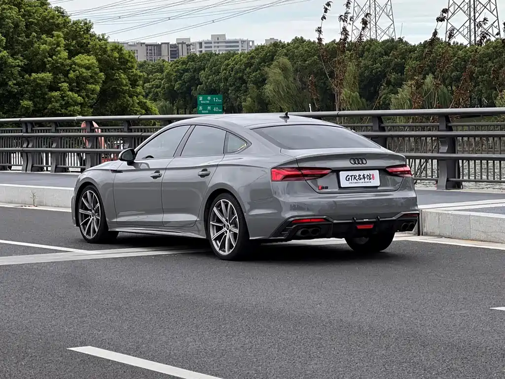 Audi S5 — миниатюра 9