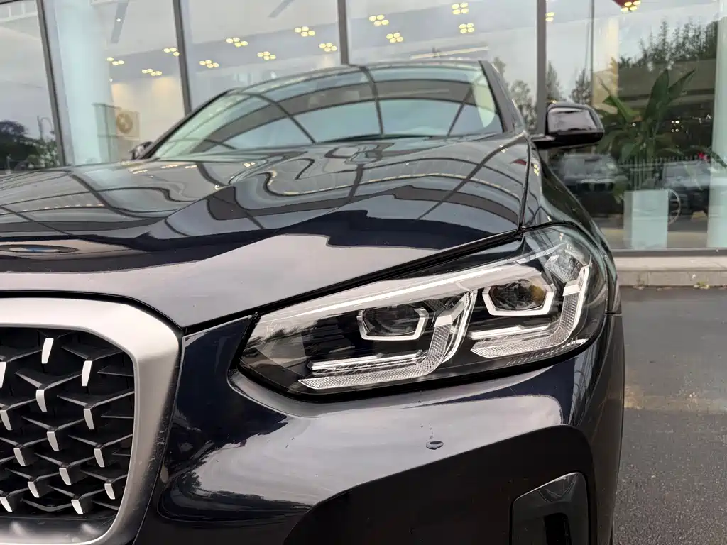 BMW X4 — миниатюра 9