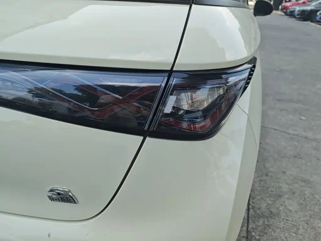 BYD Dolphin — миниатюра 8