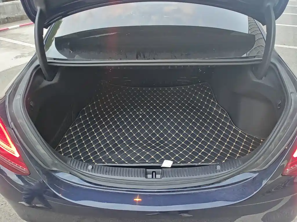 Mercedes-Benz C-Class — миниатюра 24