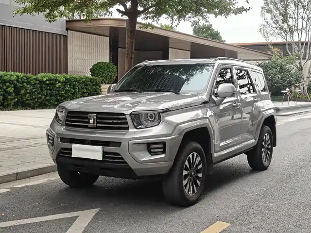 TANK TANK 700 NEW ENERGY 2025